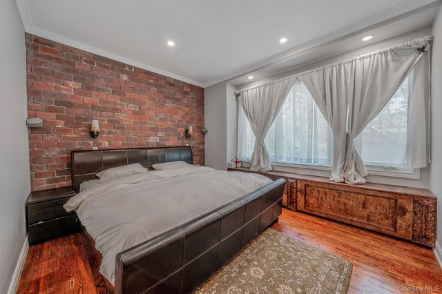 69-08 69th Place, Glendale, NY 11385