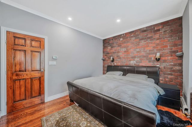 69-08 69th Place, Glendale, NY 11385