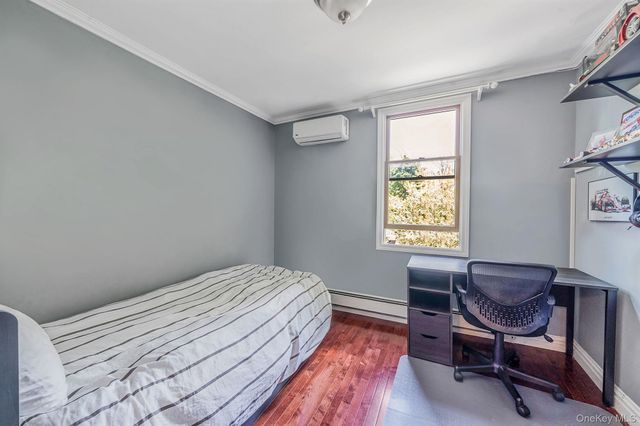 69-08 69th Place, Glendale, NY 11385