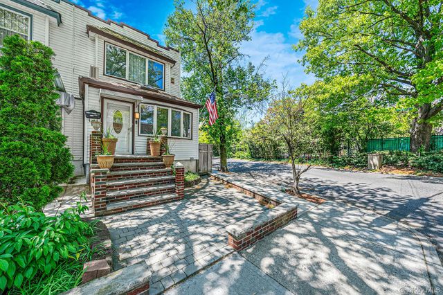 69-08 69th Place, Glendale, NY 11385