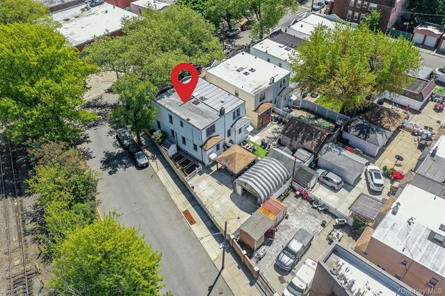 69-08 69th Place, Glendale, NY 11385