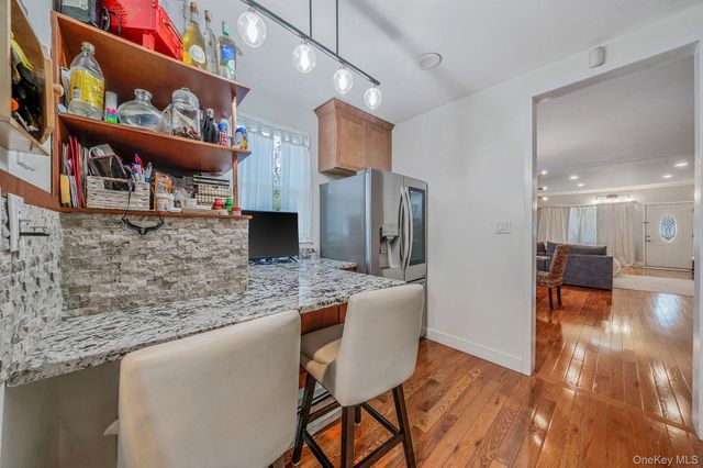 69-08 69th Place, Glendale, NY 11385