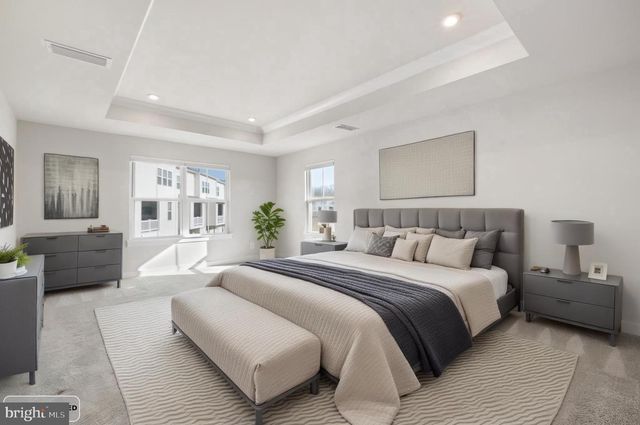 605 LONGLEAF DR, Newark, DE 19702