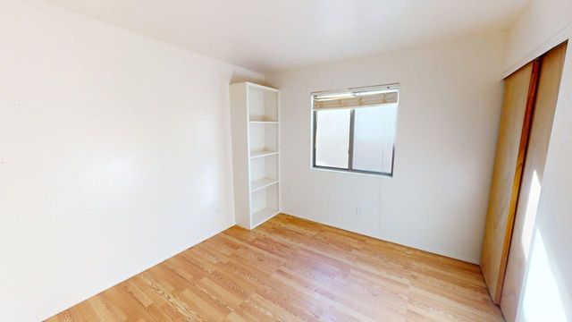 3912 Los Milagros, Santa Fe, NM 87507