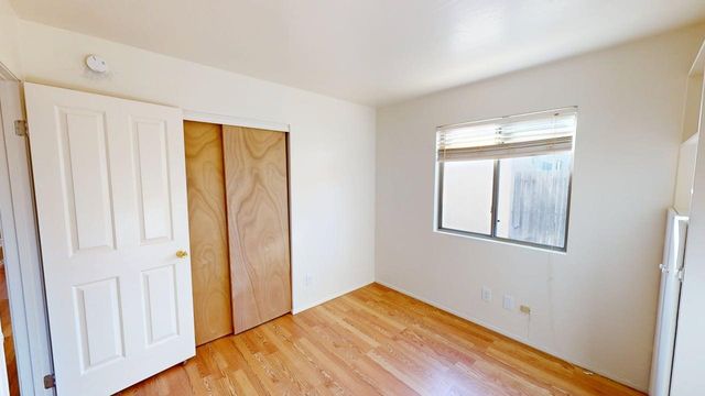 3912 Los Milagros, Santa Fe, NM 87507