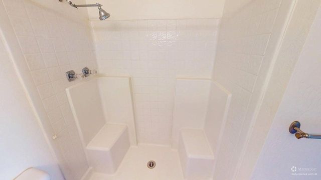 3912 Los Milagros, Santa Fe, NM 87507