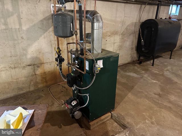 717 W OAK ST, Palmyra, PA 17078