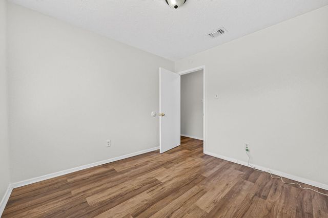 9231 Homeland Drive, Houston, TX 77083