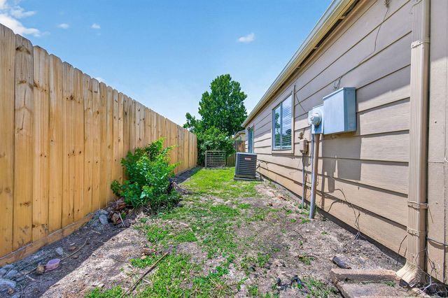 9231 Homeland Drive, Houston, TX 77083