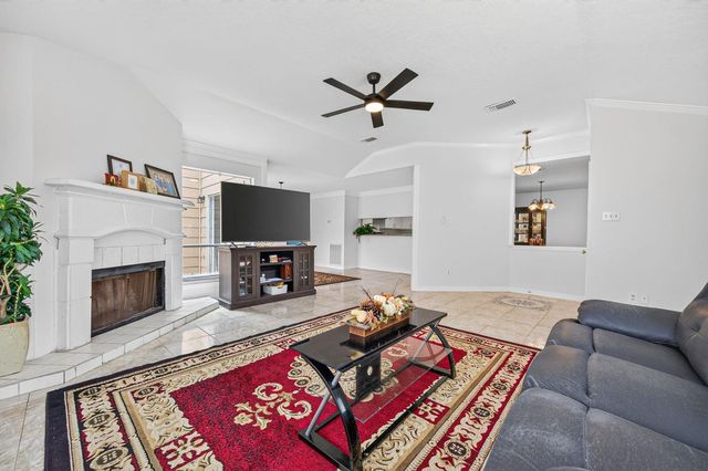 9231 Homeland Drive, Houston, TX 77083