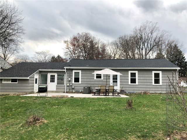 74 Oakridge Drive, Irondequoit, NY 14617