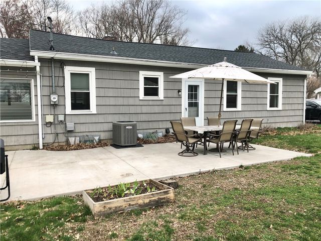 74 Oakridge Drive, Irondequoit, NY 14617