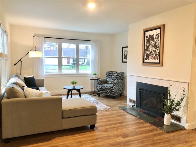 74 Oakridge Drive, Irondequoit, NY 14617