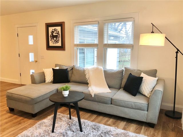 74 Oakridge Drive, Irondequoit, NY 14617