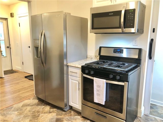 74 Oakridge Drive, Irondequoit, NY 14617