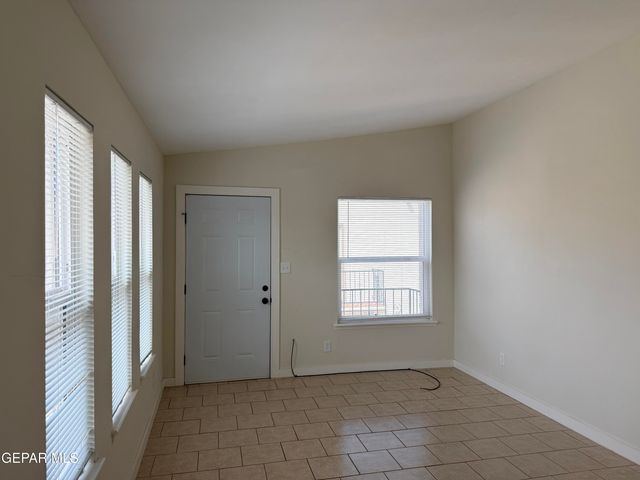 10642 Cuatro Vistas Drive D, El Paso, TX 79935