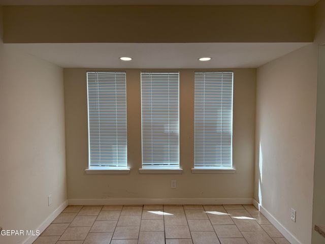 10642 Cuatro Vistas Drive D, El Paso, TX 79935