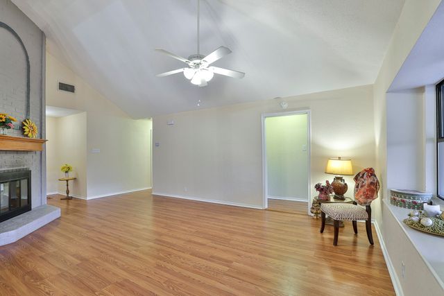 7612 Pampas Drive, Fort Worth, TX 76133