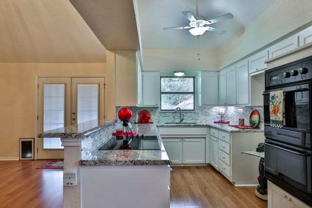 7612 Pampas Drive, Fort Worth, TX 76133