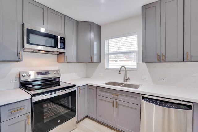 6123 Tuskegee Street, Houston, TX 77091