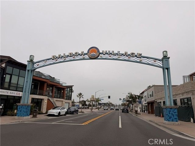 418 E Oceanfront, Newport Beach, CA 92661