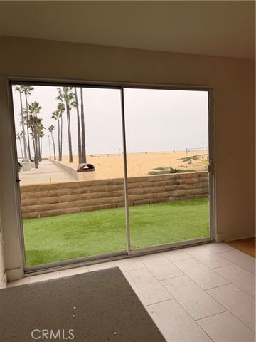 418 E Oceanfront, Newport Beach, CA 92661