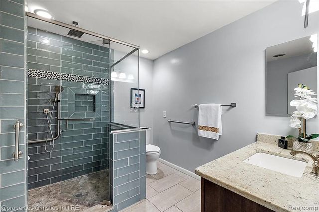 971 Stratford Lane 22, Bloomfield Hills, MI 48304