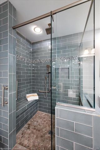 971 Stratford Lane 22, Bloomfield Hills, MI 48304