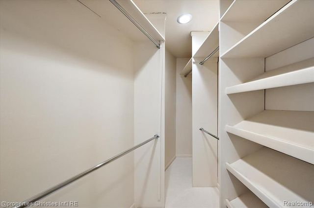 971 Stratford Lane 22, Bloomfield Hills, MI 48304