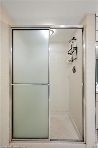 971 Stratford Lane 22, Bloomfield Hills, MI 48304