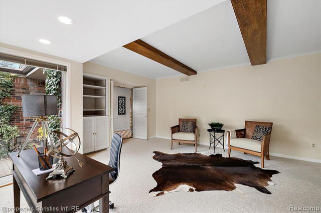 971 Stratford Lane 22, Bloomfield Hills, MI 48304