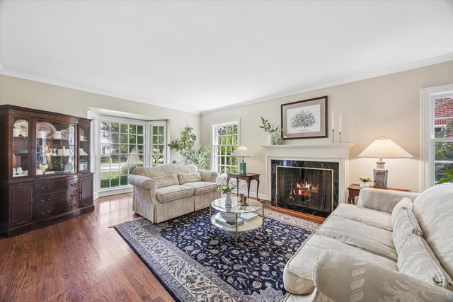 4124 Clausen Avenue, Western Springs, IL 60558
