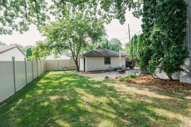 1866 Jefferson Avenue, Saint Paul, MN 55105
