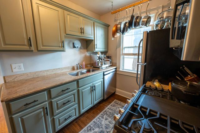 1866 Jefferson Avenue, Saint Paul, MN 55105