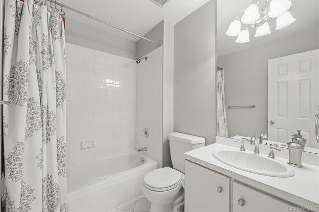 26 Washington Circle, New City, NY 10956
