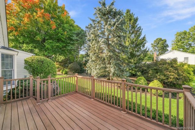 26 Washington Circle, New City, NY 10956