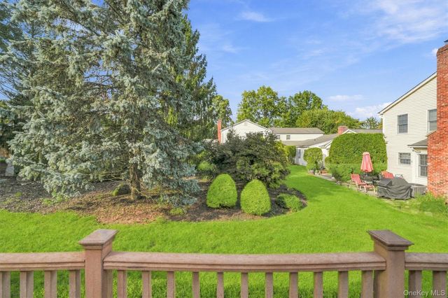 26 Washington Circle, New City, NY 10956