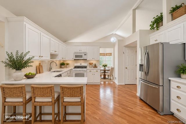 26 Washington Circle, New City, NY 10956