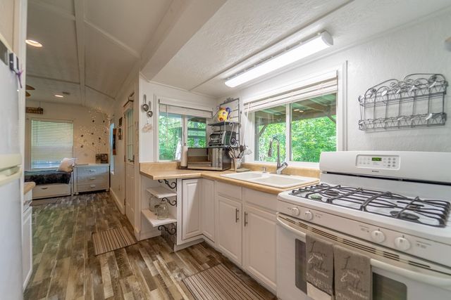 283 Briggs Cove Road, Robbinsville, NC 28771