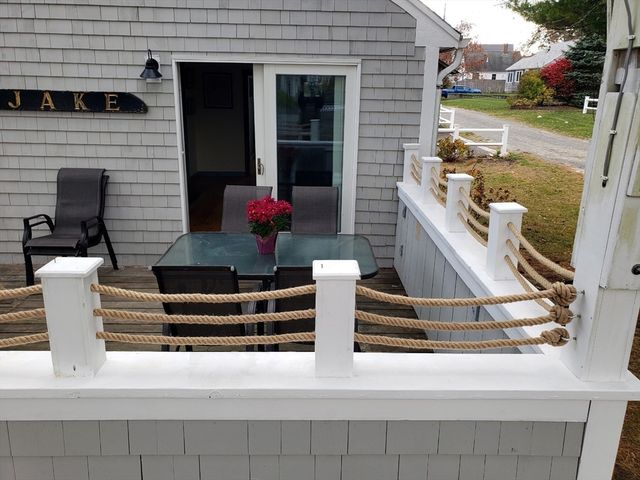 10 Grindell Ave, Dennis, MA 02639