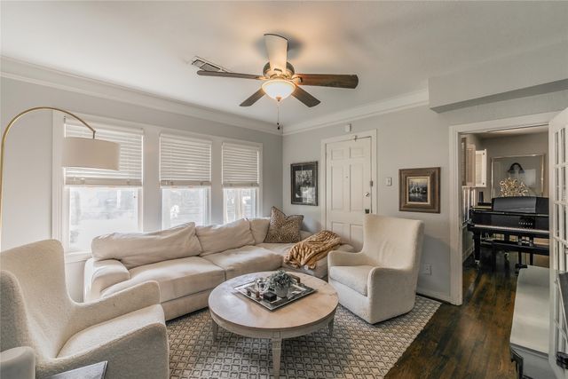 4700 Lafayette Avenue, Fort Worth, TX 76107