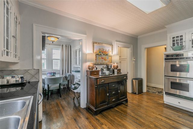 4700 Lafayette Avenue, Fort Worth, TX 76107
