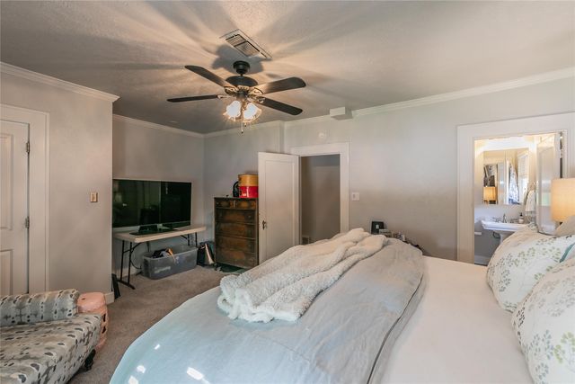 4700 Lafayette Avenue, Fort Worth, TX 76107