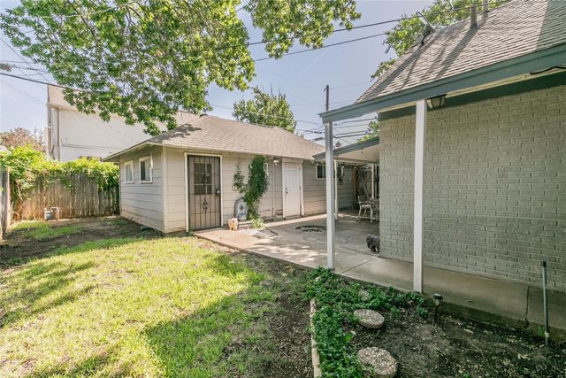 4700 Lafayette Avenue, Fort Worth, TX 76107