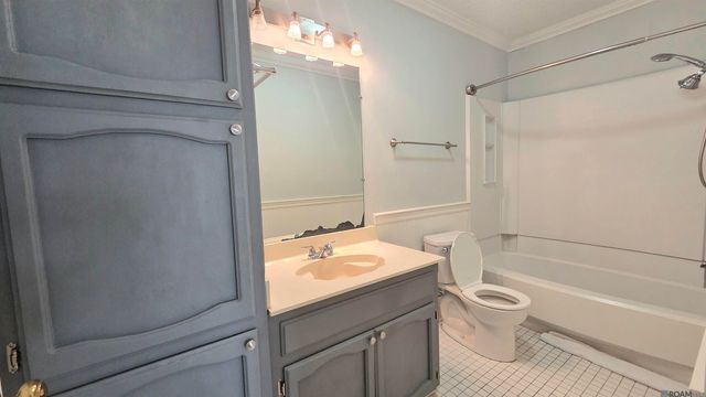825 Stoney Creek Ave, Baton Rouge, LA 70808