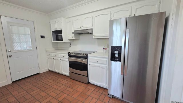 825 Stoney Creek Ave, Baton Rouge, LA 70808