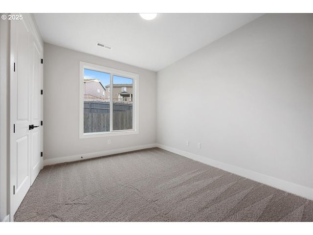 3517 N 11TH Cir, Ridgefield, WA 98642