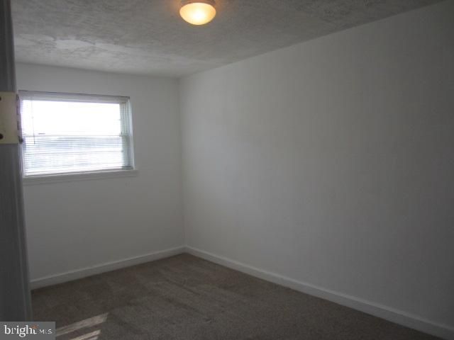 355 HAMPDEN RD, Upper Darby, PA 19082