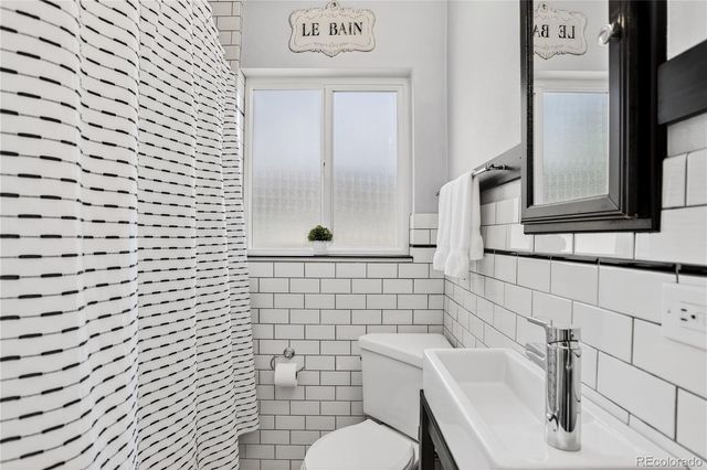 2555 Poplar Street, Denver, CO 80207