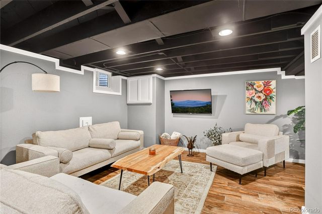 2555 Poplar Street, Denver, CO 80207